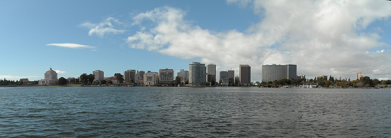 Lake Merritt and Downtown Oakland skyline